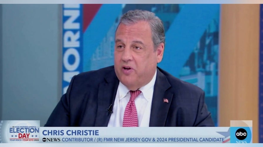 Chris Christie says Trump campaign staffer told him they wanted to 'vomit' over how Trump closed campaign