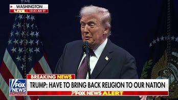 Trump cracks up audience revealing private moment with former opponent