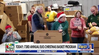 Wisconsin community comes together to give food baskets to the needy - Fox News