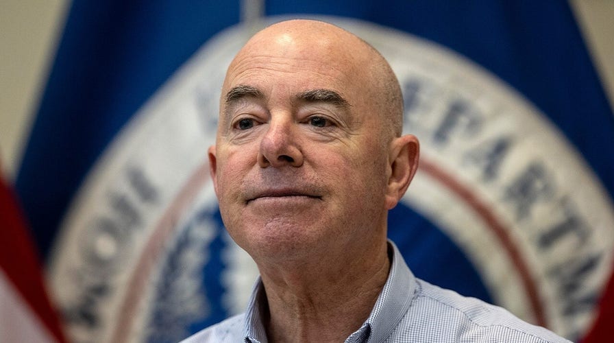 Senate vote on Mayorkas impeachment reaches 'unprecedented territory': Chad Pergram