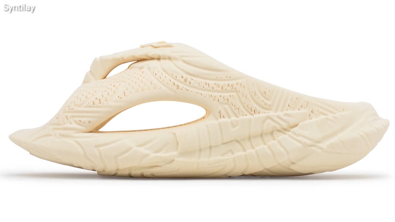 KRO♡ World's first AI-designed, 3D-printed shoe wants to be the next