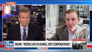 Trump presenta una nueva iniciativa para prohibir a los grandes inversores la compra de viviendas y reducir los costes.