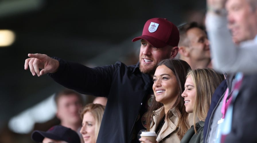 JJ Watt says media should give rookies 'a chance'