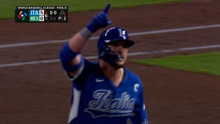 Vinnie Pasquantino hits second solo home run, extending Italy's lead over Mexico