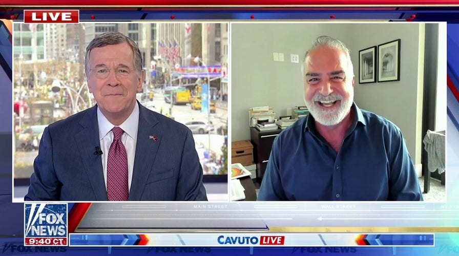 'Amazing’ end of year gains in the markets will ‘continue’ in 2024: Kenny Polcari