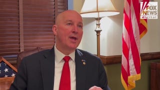 GOP senator sounds off on national security threat of China owning US farmland