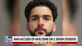Man faces hate crime charges for attack on Chicago Jewish students