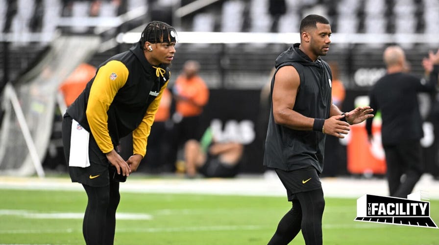 Would it be fair for Steelers to bench Justin Fields and start Russell Wilson? | The Facility