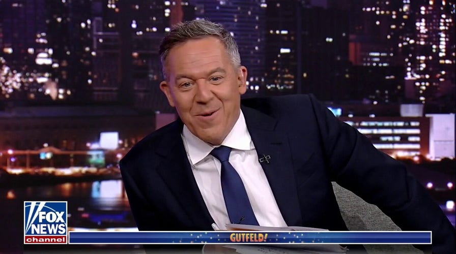 Do spider monkeys consume alcohol too?