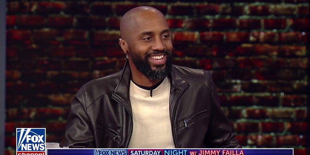 Charles McBee Stops By 'Fox News Saturday Night' To Discuss Trump's Impact On Comedy