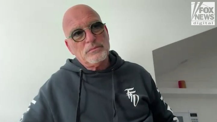 Howie Mandel reveals the biggest mistake rising stars make with their money