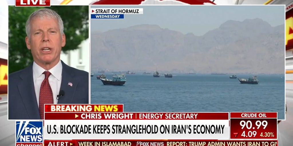 US blockade keeps stranglehold on Iran's economy