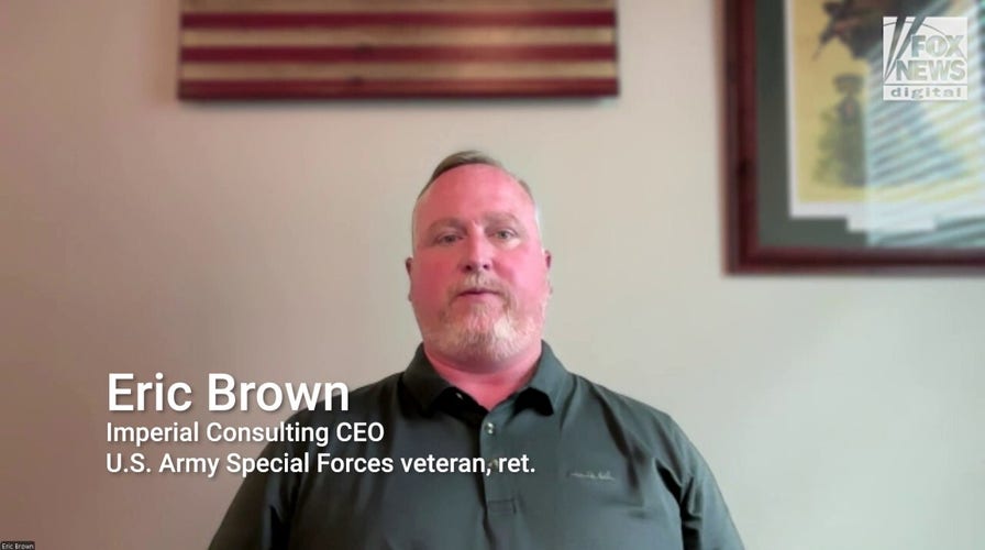 Escaped Arkansas ex-police chief 'understands' search thanks to law enforcement experience: Green Beret