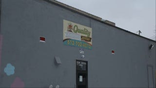 El famoso cartel del «Quality Learing Center» se ha corregido tras hacerse viral por su error ortográfico.