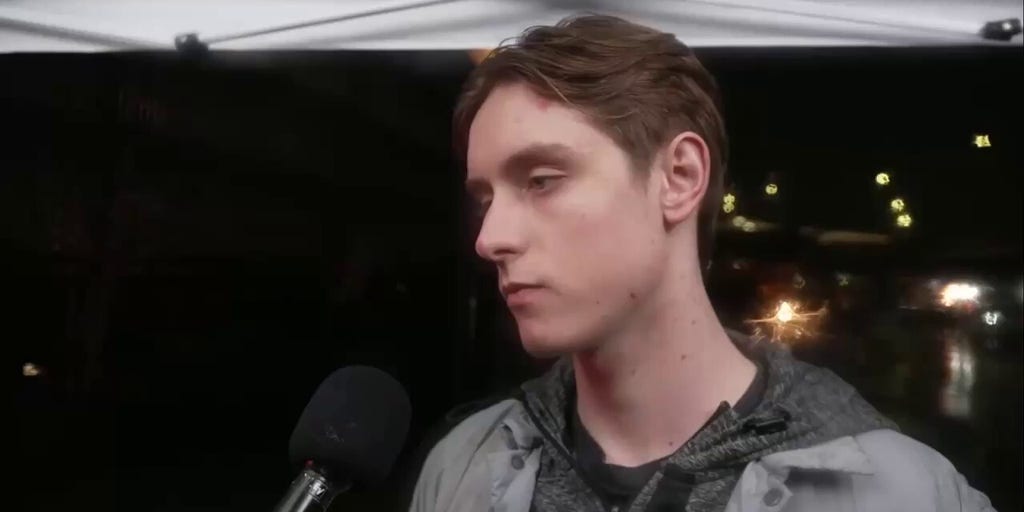 Pilot 'did the best thing he could,' passenger says, describing LaGuardia crash