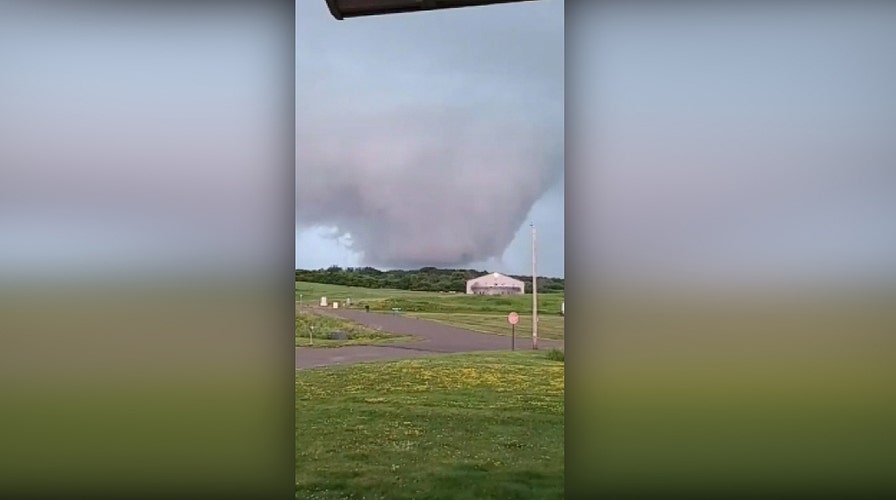 Tornado warning issued in Wisconsin after wall cloud spotted
