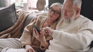 Kurt 'The CyberGuy' Knutsson shows you the best tech to help loved ones with memory issues - Fox News