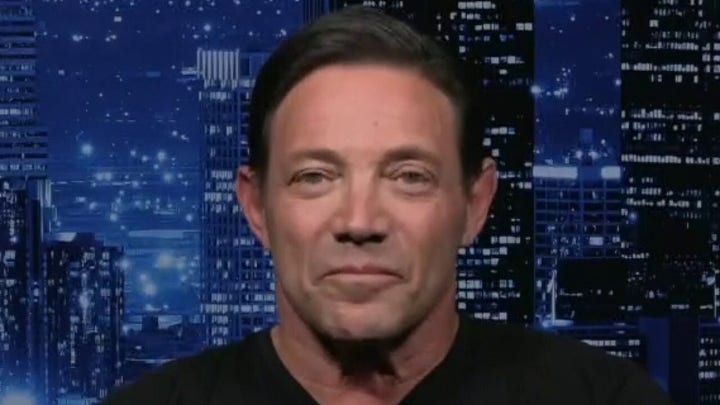 'Wolf of Wall Street' lauds 'brilliant' revolt by retail investors
