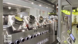 Florida International University near Miami uses 'robot kitchen' for students - Fox News