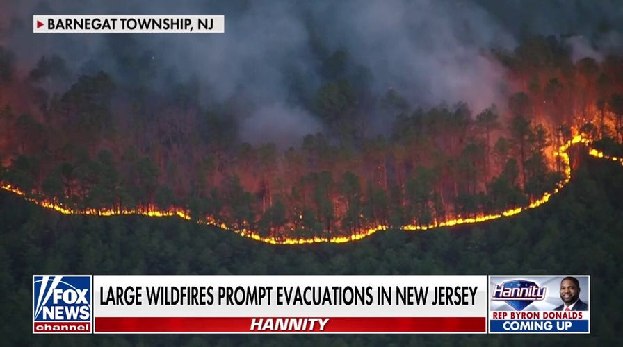 Large wildfires prompt evacuations in New Jersey