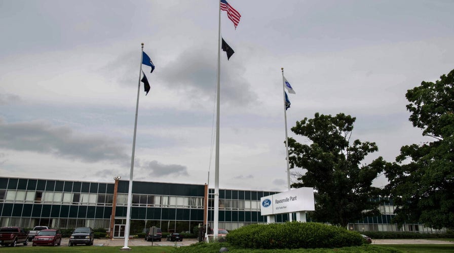 Ford promises to produce 50,000 ventilators in fight against coronavirus