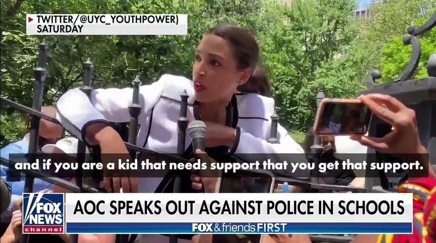 AOC rallies with NYC students to get police officers out of schools