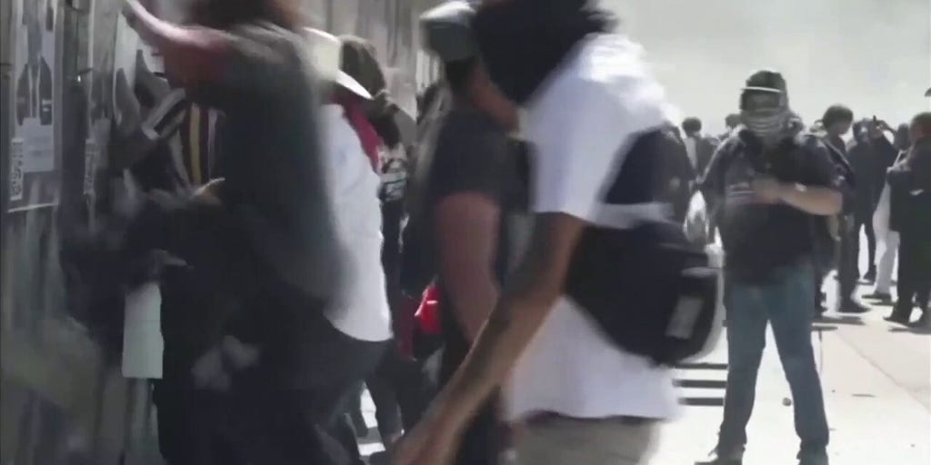 Rioters attack wall protecting National Palace in Mexico City