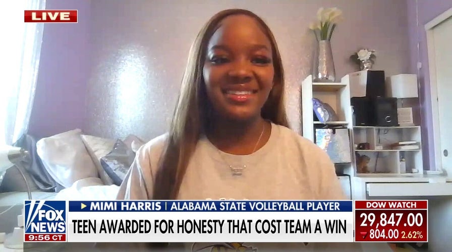 Alabama teen athlete's honesty costs team win, earns scholarship