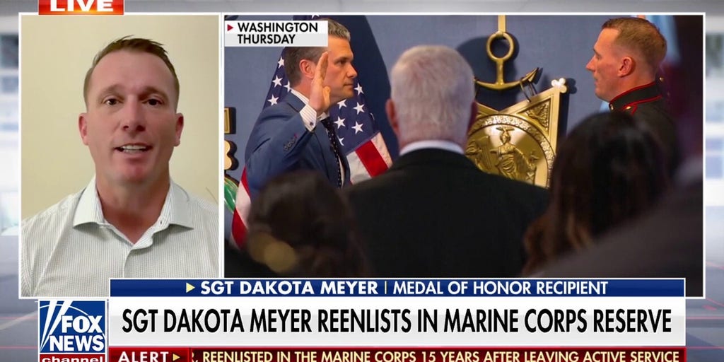 Medal of Honor recipient re-enlists in Marine reserves