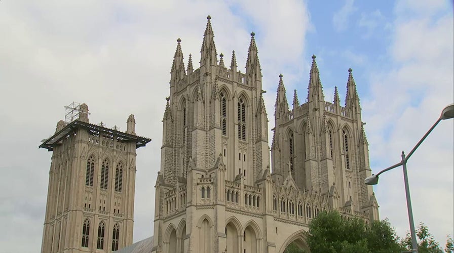 Washington National Cathedral pays tribute to Queen Elizabeth II
