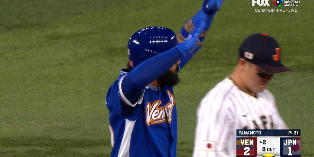 Venezuela's Gleyber Torres hits double for first hit of WBC, retaking lead over Japan