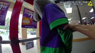 Chuck E. Cheese mascot hauled off in handcuffs, accused of credit card theft