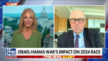 Kellyanne Conway: Dean Phillips votes with Biden 100% of the time