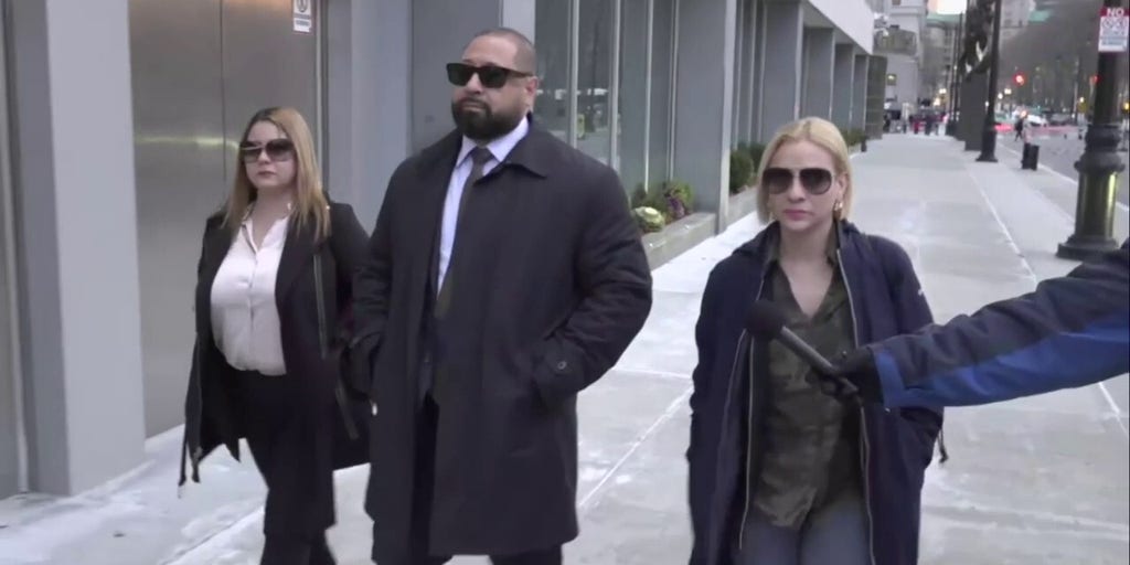 Detective on trial accused of working for the Mafia
