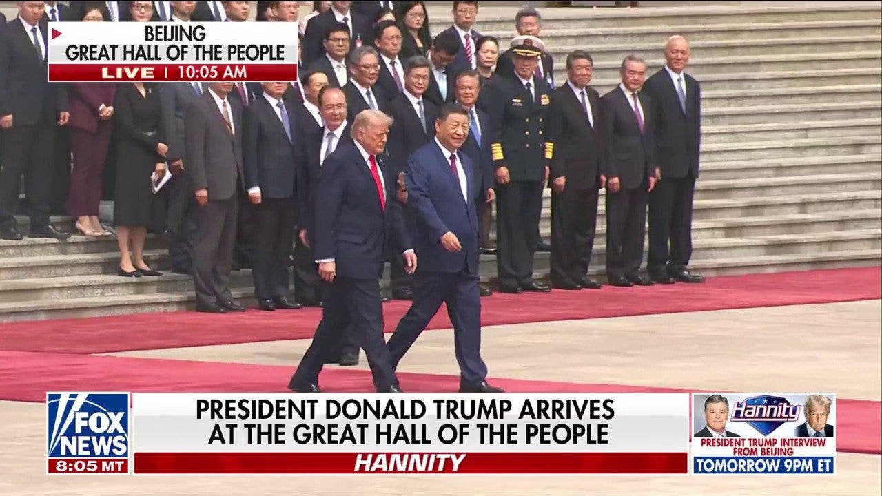President Trump meets, shakes hands with Xi Jinping | Fox News Video