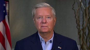 ‘Hannity’ on Fauci’s flip-flops, southern border crisis