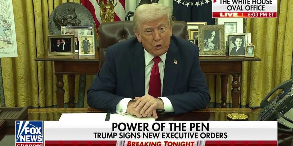 President Trump asked about hypothetical Obama showdown: 'I would love that'