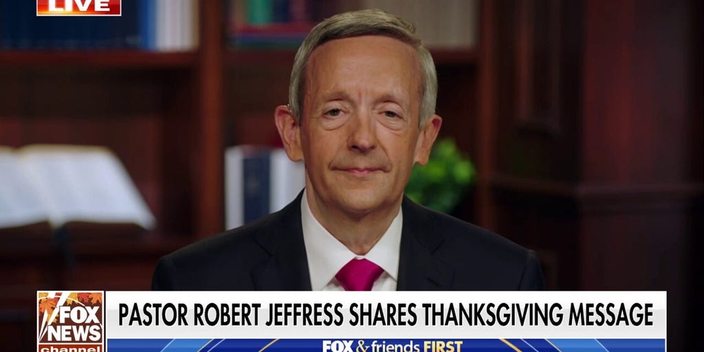 Pastor Robert Jeffress shares Thanksgiving message