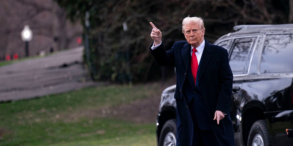 WATCH LIVE: Air Force One departs Palm Beach International Airport en route to Joint Base Andrews