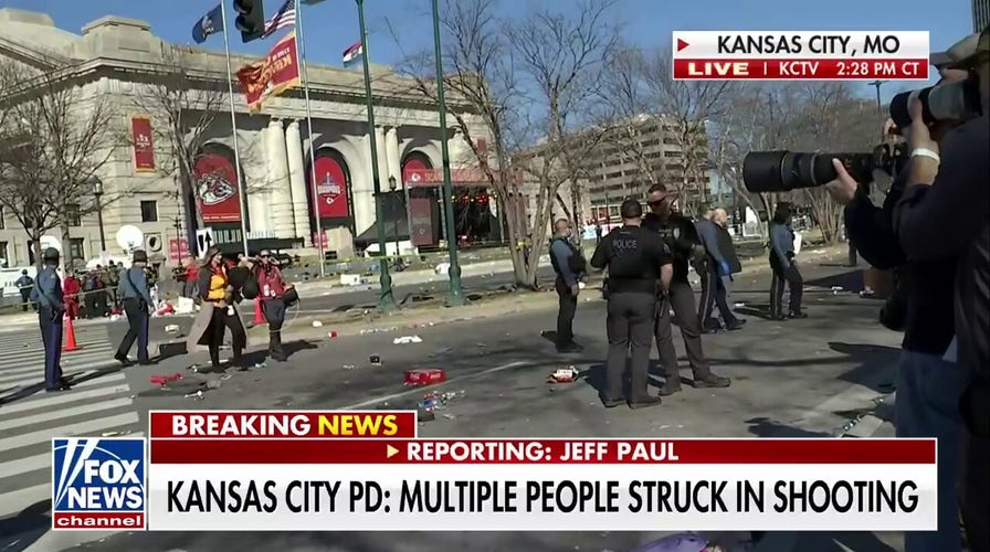 Police: Multiple people struck in shooting near Chiefs' Super Bowl parade