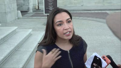 AOC speaks out on Macklemore ban, Patriots owner Robert Kraft