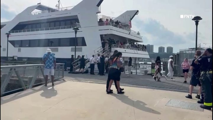 Multiple injured as large boat crashes into NYC dock