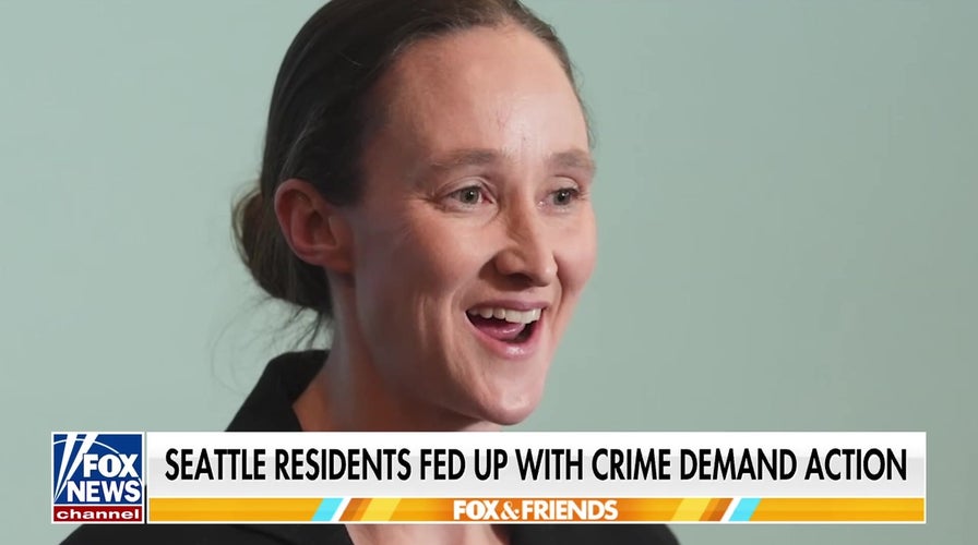 Seattle residents build barricades to combat crime, demand action