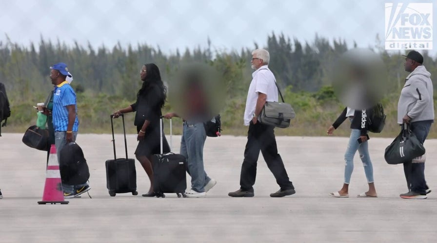 Brian Hooker leaves Freeport aft  being released from jail