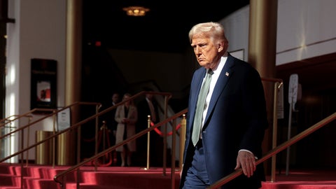 WATCH LIVE: Trump joins Kennedy Center board for dinner as he eyes cultural icon's revival - Fox News