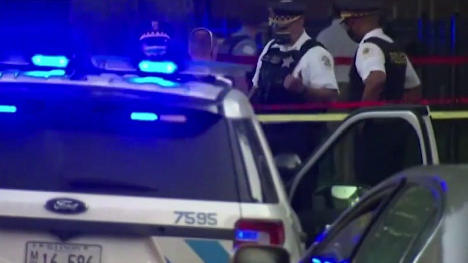 Chicagos Violent Weekend Sees At Least 8 Killed 40 Others Shot Police Say Fox News 0969