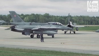 US and Polish pilots stand together on NATO's front line