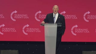 Border czar Tom Homan fires back at protester: 'Get out of here, you loser!'