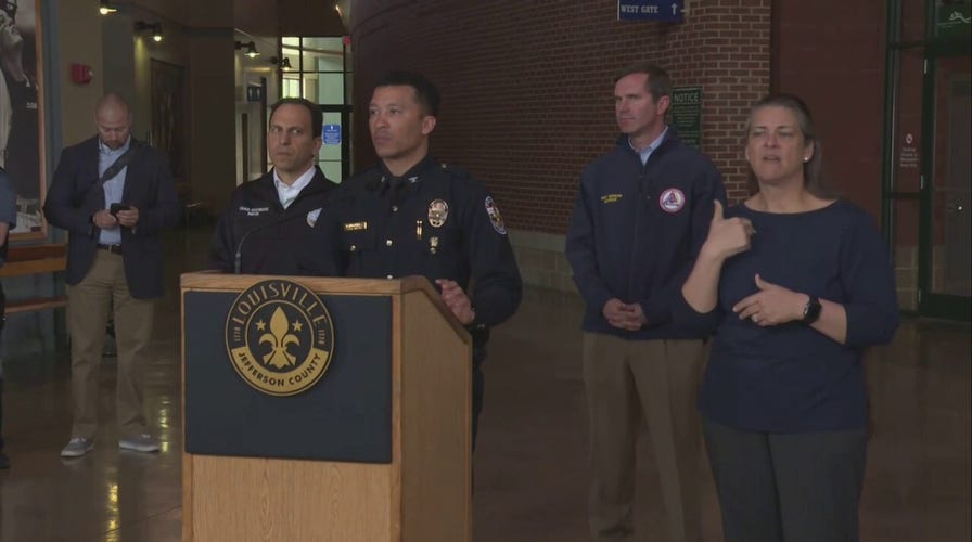 Louisville, Kentucky officials brief media after shooting at downtown bank