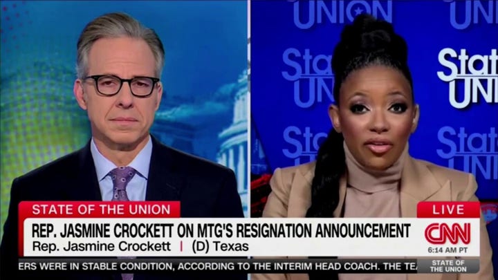 Crockett criticizes Greene after resignation, asks why 'everyone else is able to stand, and you can’t'